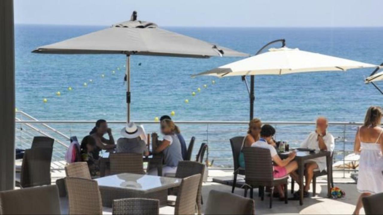 Sitio de Calahonda Mi Capricho Beachfront- 9E Apartment With Sea Views - Costa Del Sol מראה חיצוני תמונה