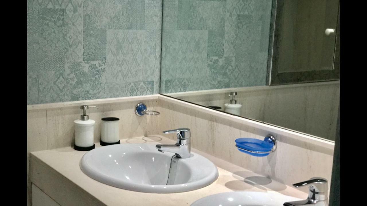 Sitio de Calahonda Mi Capricho Beachfront- 9E Apartment With Sea Views - Costa Del Sol מראה חיצוני תמונה